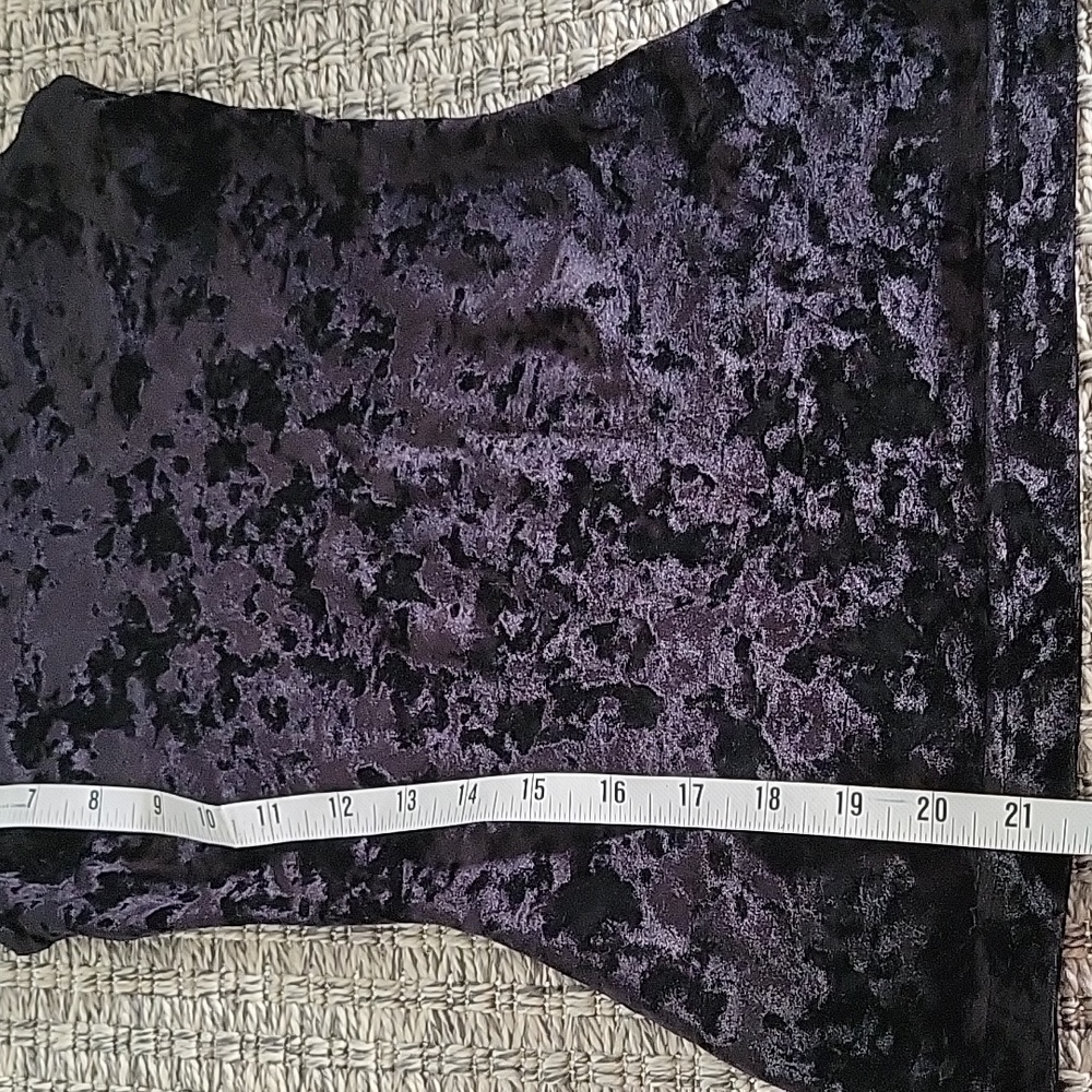 VINTAGE BETSEY JOHNSON BLACK CRUSHED VELVET TANK SMALL - Picture 5 of 8